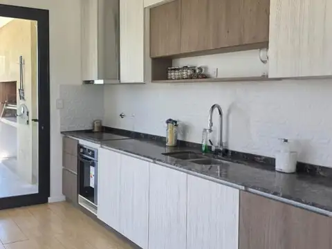 Casa a Estrenar La Alameda Canning