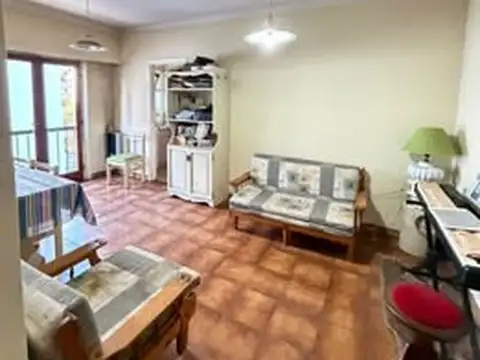 DEPARTAMENTO 2 AMB. LATERAL ABIERTO