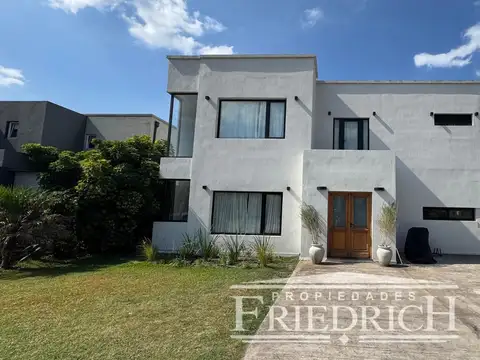 Casa en venta - Haras Maria Victoria