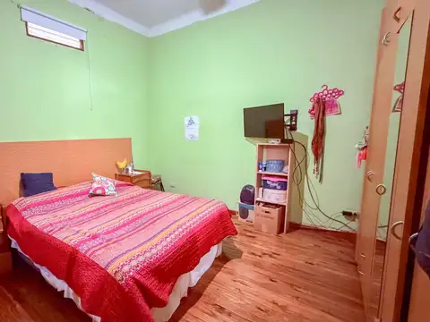 Depto Tipo Casa 4 ambientes con 2 baños