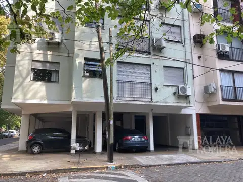 Departamento en venta - Olivos-Vias/Maipu -   3 ambientes