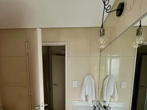 Departamento 6 ambientes con 3 baños