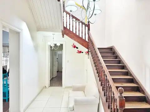 venta casa 5 dormitorios cochera pasante patio parrillero