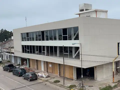 Oficina en Alquiler en Belen de Escobar, USD 10.000