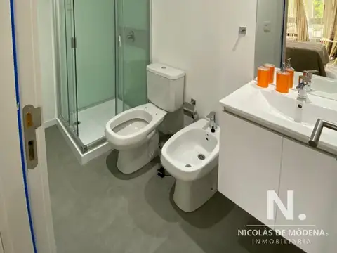 Monoambiente en zona Roosevelt, Punta del Este en torre de categoría con amenities