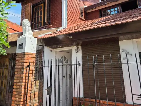 DEPTO TIPO CASA 3 AMB EN PA, C/COCHERA!