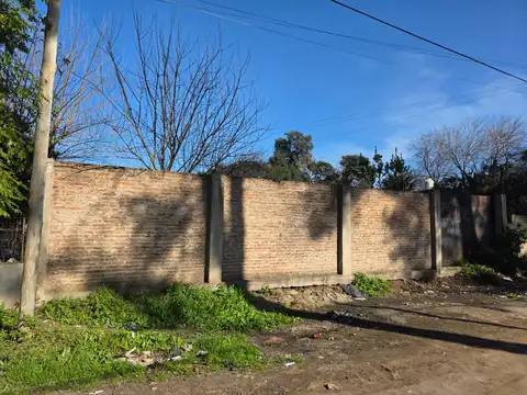 Terreno en Venta en Luis Guillon, USD 165.000