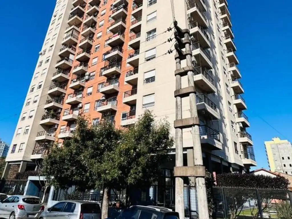Serrano 2200, Piso 1