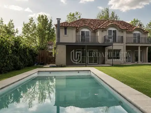 Casa en venta en Ayres de Pilar