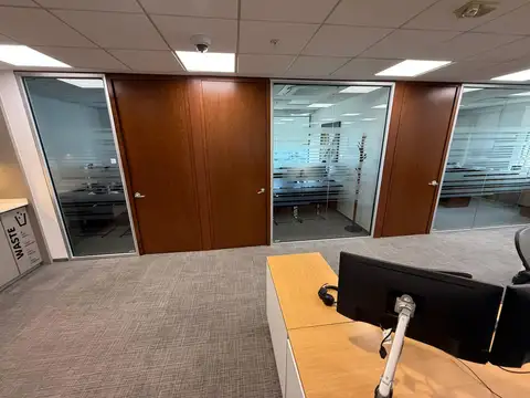 Catalinas Plaza - Oficina en venta con renta