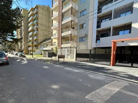 San Juan 3100, Piso 1°