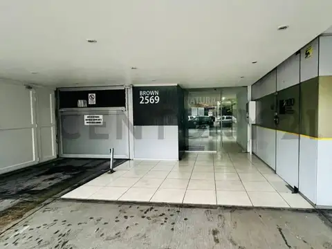 DEPARTAMENTO 3 AMBIENTES CON COCHERA EN ALQUILER