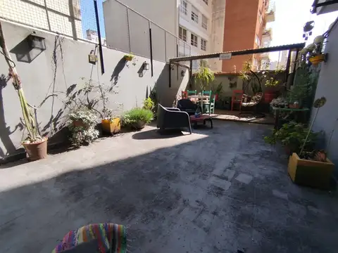 Depto Tipo Casa 4 ambientes con 2 baños