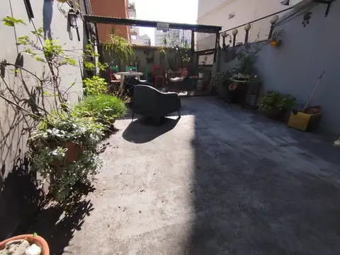 Depto Tipo Casa en Venta de 4 ambientes