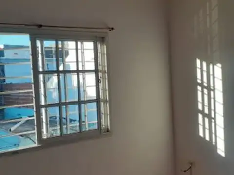 Casa en Alquiler en San Justo, $ 630.000