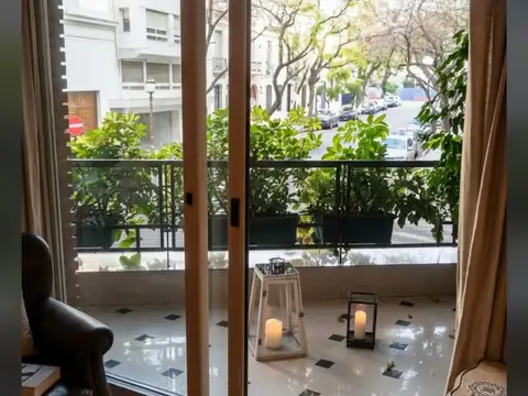 Departamento en Alquiler con 1 cocheras
