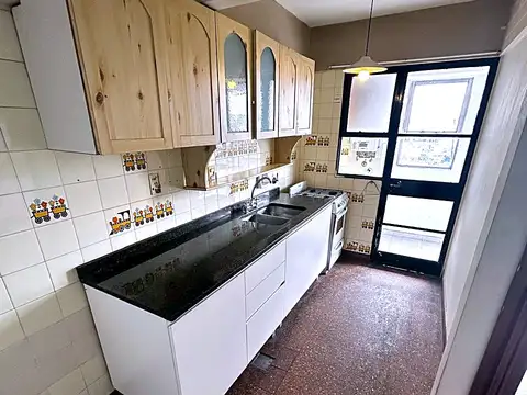 Departamento en Alquiler en Parque Chacabuco, $ 1.100.000