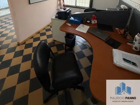Local en Venta 80 años
