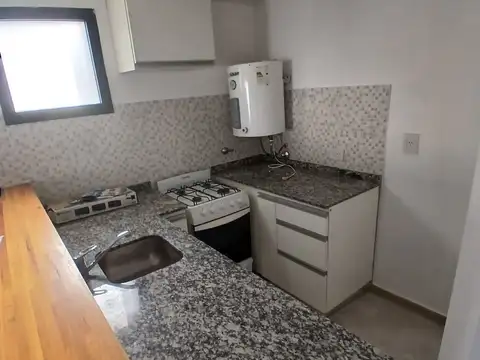 Departamento en Alquiler en Rosario, $ 320.000