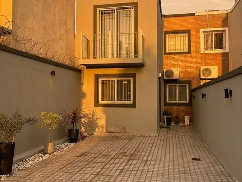 Casa en Venta en Villa Nueva de Guaymallen, Guaymallén