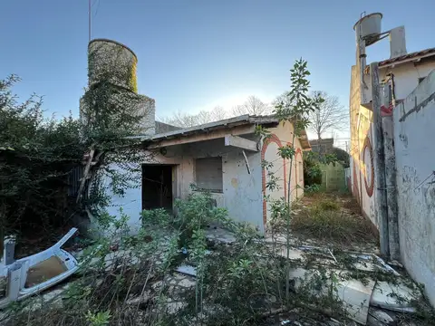 Terreno en Venta 33  mts Fondo