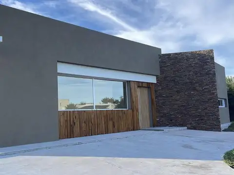 Casa en Venta en San Sebastian, Countries y Barrios Cerrados en Escobar