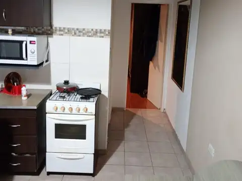 Departamento en Alquiler en Grosellar, $ 570.000