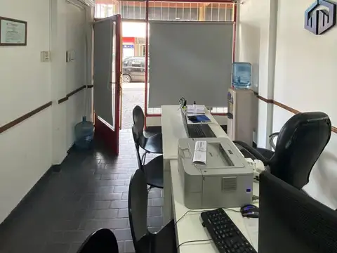 Local en Alquiler en Villa De Mayo, $ 500.000