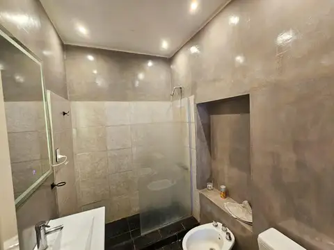 Depto Tipo Casa en Venta de 5 ambientes