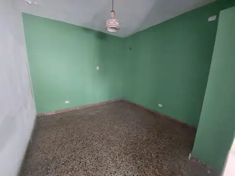 Depto Tipo Casa en Venta en Lanus Oeste, USD 74.500