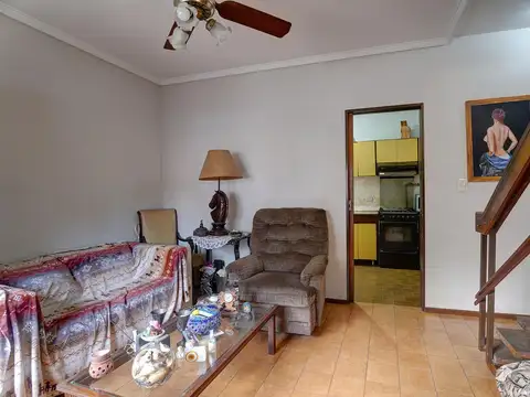 Depto Tipo Casa en Venta de 5 ambientes