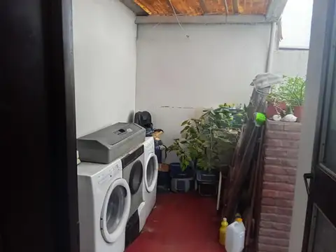 Depto Tipo Casa en Venta con 1 cocheras