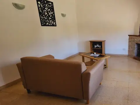 Casa en Alquiler en Parque Luro, $ 1.400.000