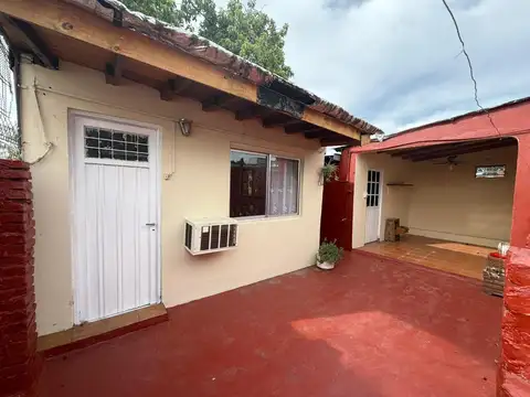 PH en venta 4 ambientes en Munro  con terraza y patio. permuta