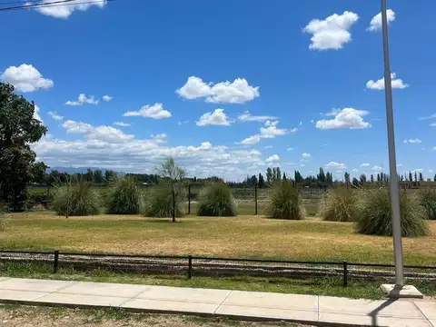 Terreno en Venta de 942,0 m2