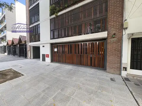 Cochera en Venta Villa Urquiza | PB Cubierta.-