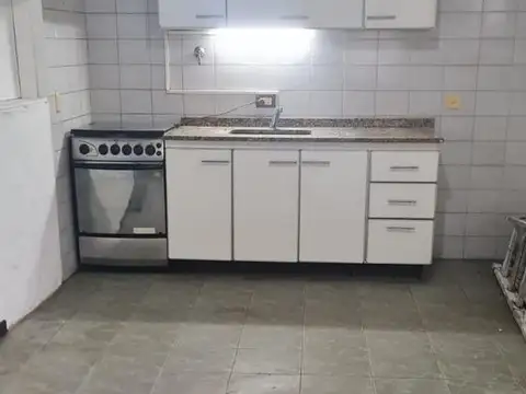 Depto Tipo Casa en Alquiler de 2 ambientes