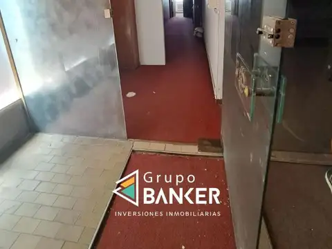 Oficina 4 ambientes con 1 baño