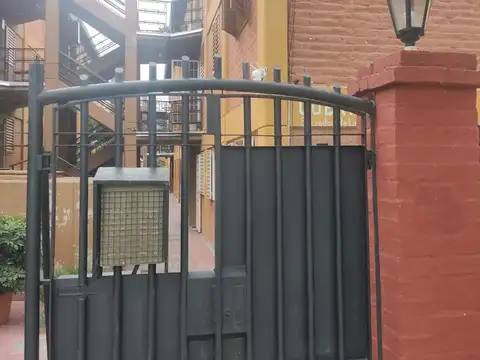 Departamento  Salvador Reta  al 600-Parque Central, 3 dormitios, reciclado