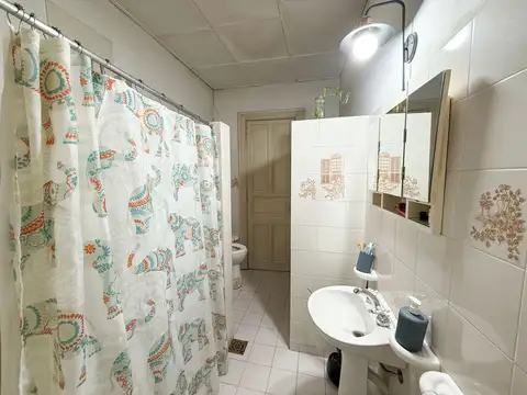 Depto Tipo Casa en Venta 90 años