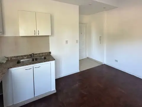 Departamento en Alquiler en Bella Vista, $ 460.000