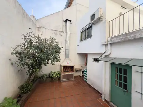 Martínez Castro 300