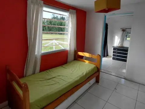 Venta casa quinta. piscina. Lote 75x65 m2