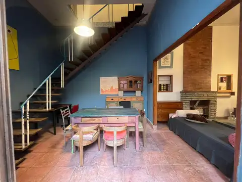 Depto Tipo Casa en Alquiler 40 años