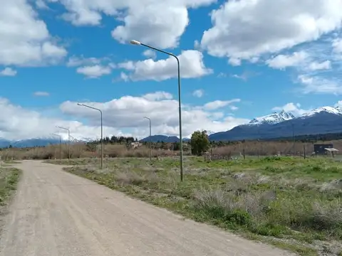 Terreno en Trevelin 442 mts2. Sobre Esquina.