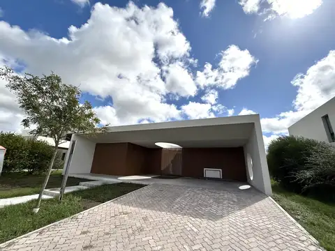 Casa en Venta en Funes, USD 530.000