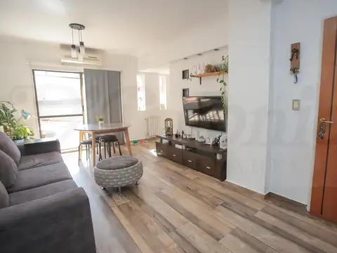 Departamento 3 ambientes con 2 baños
