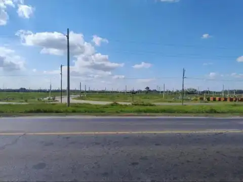 Terreno en Venta 27  mts Frente