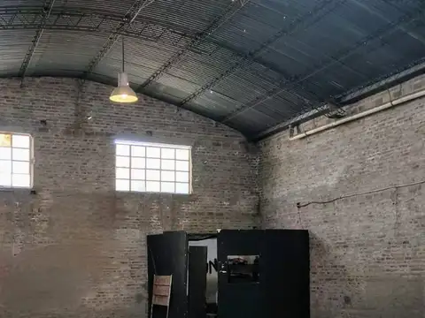 Galpón en venta en Casiano Casas