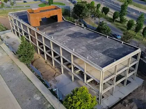 Avenida Padre Luchesse 2500